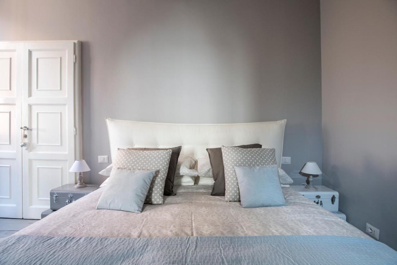Trevi Luxury Maison Rome Bagian luar foto